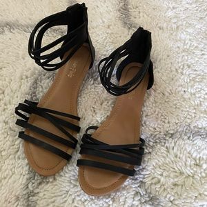 Black ankle sandals